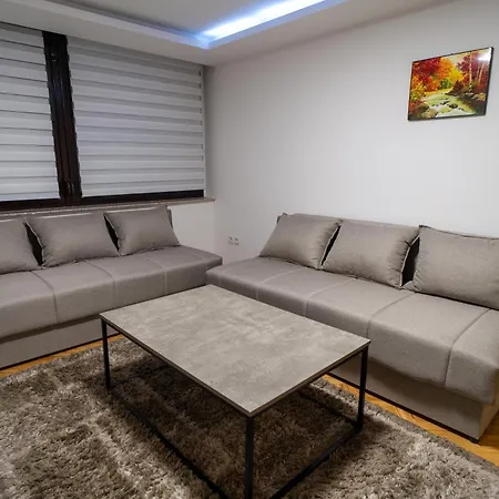 Sunny Wilson's Promenade Apartman Sarajevo